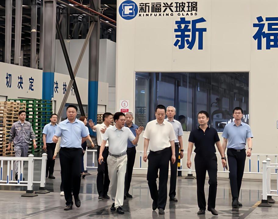 胡春華調研安徽基地1.jpg
